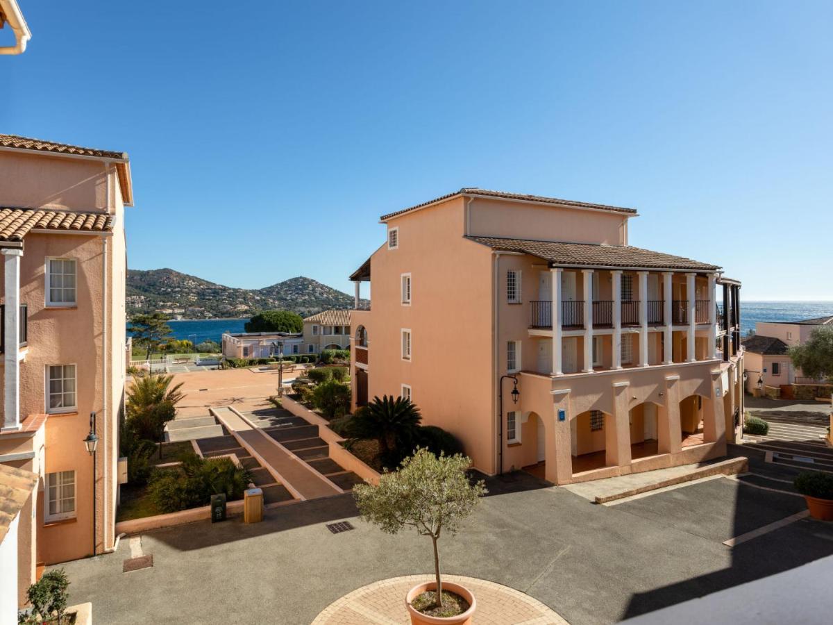 Apartment Village Cap Esterel - Le Village-53 By Interhome Saint-Raphael  Bagian luar foto