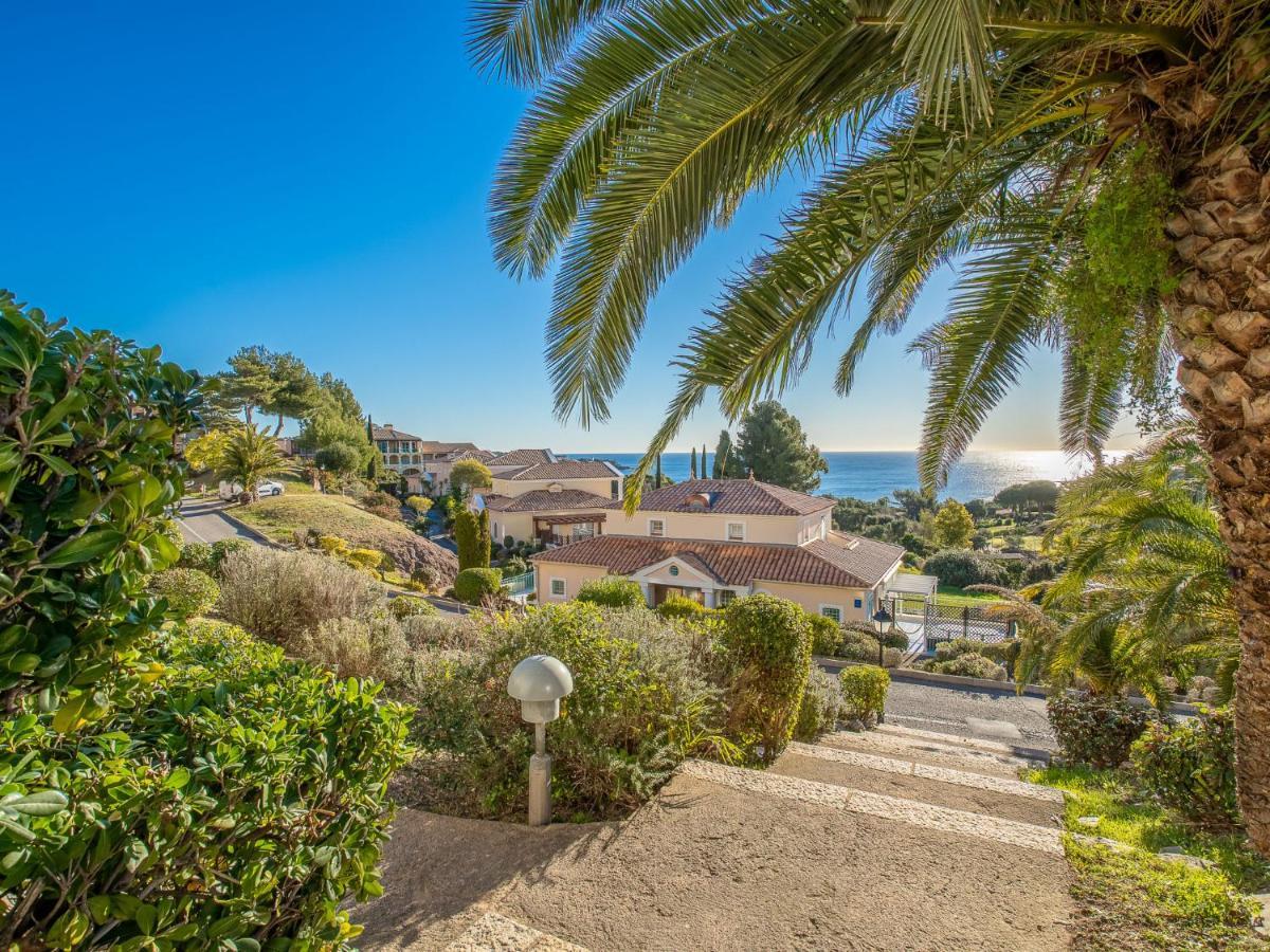Apartment Village Cap Esterel - Le Village-53 By Interhome Saint-Raphael  Bagian luar foto