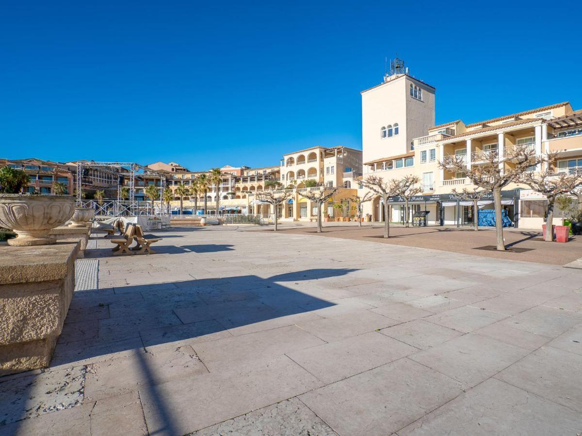 Apartment Village Cap Esterel - Le Village-53 By Interhome Saint-Raphael  Bagian luar foto