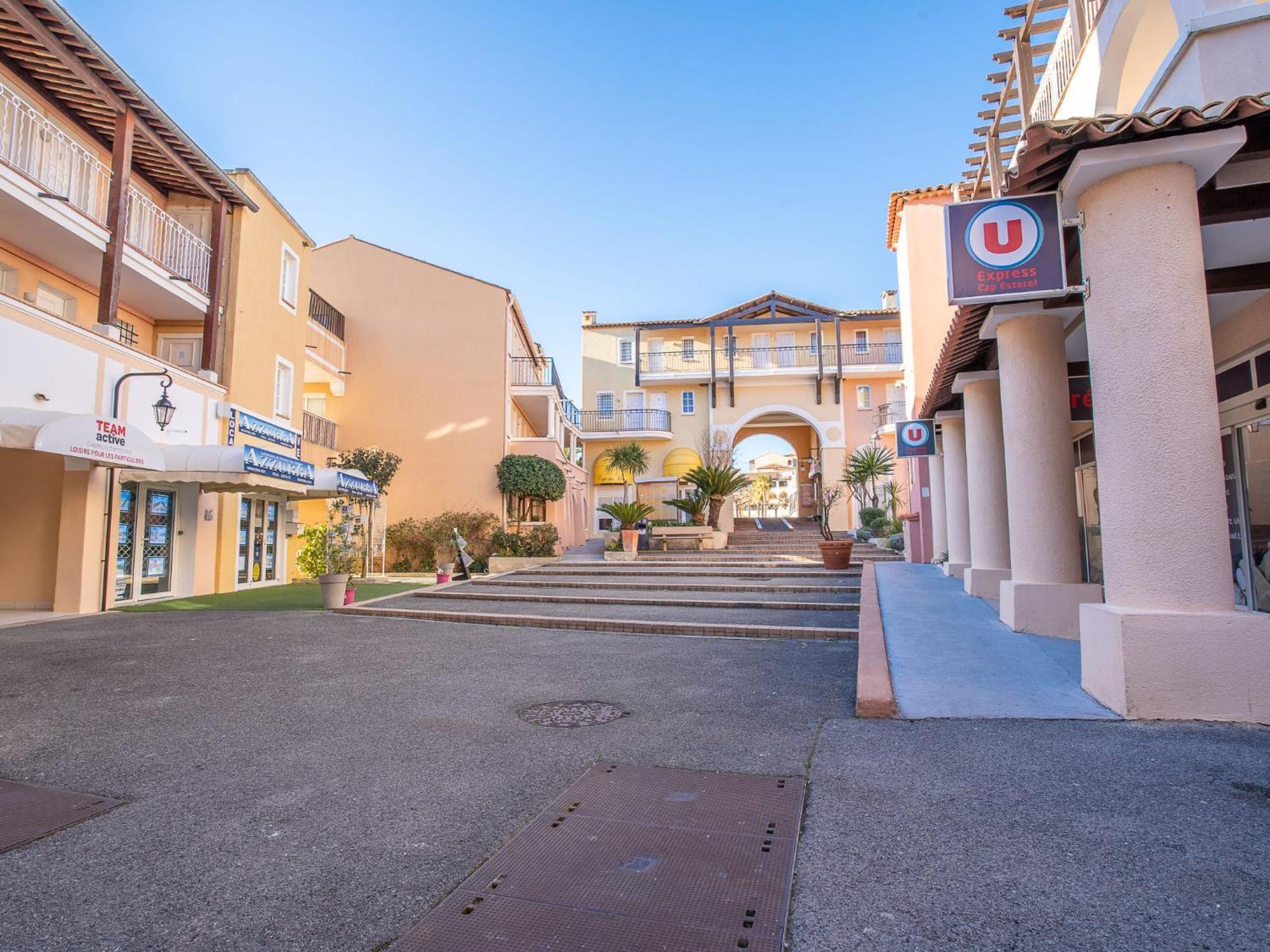 Apartment Village Cap Esterel - Le Village-53 By Interhome Saint-Raphael  Bagian luar foto