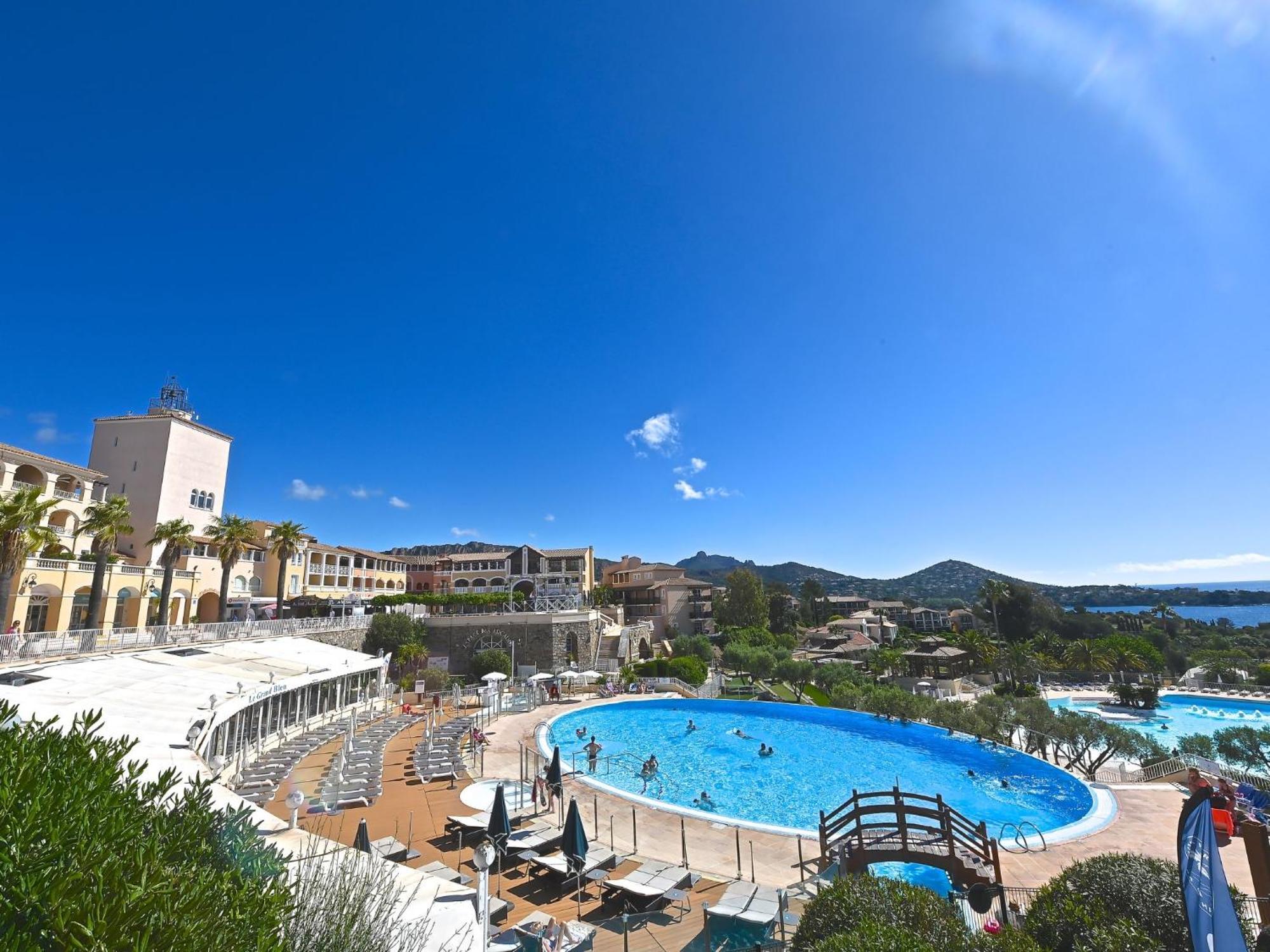 Apartment Village Cap Esterel - Le Village-53 By Interhome Saint-Raphael  Bagian luar foto