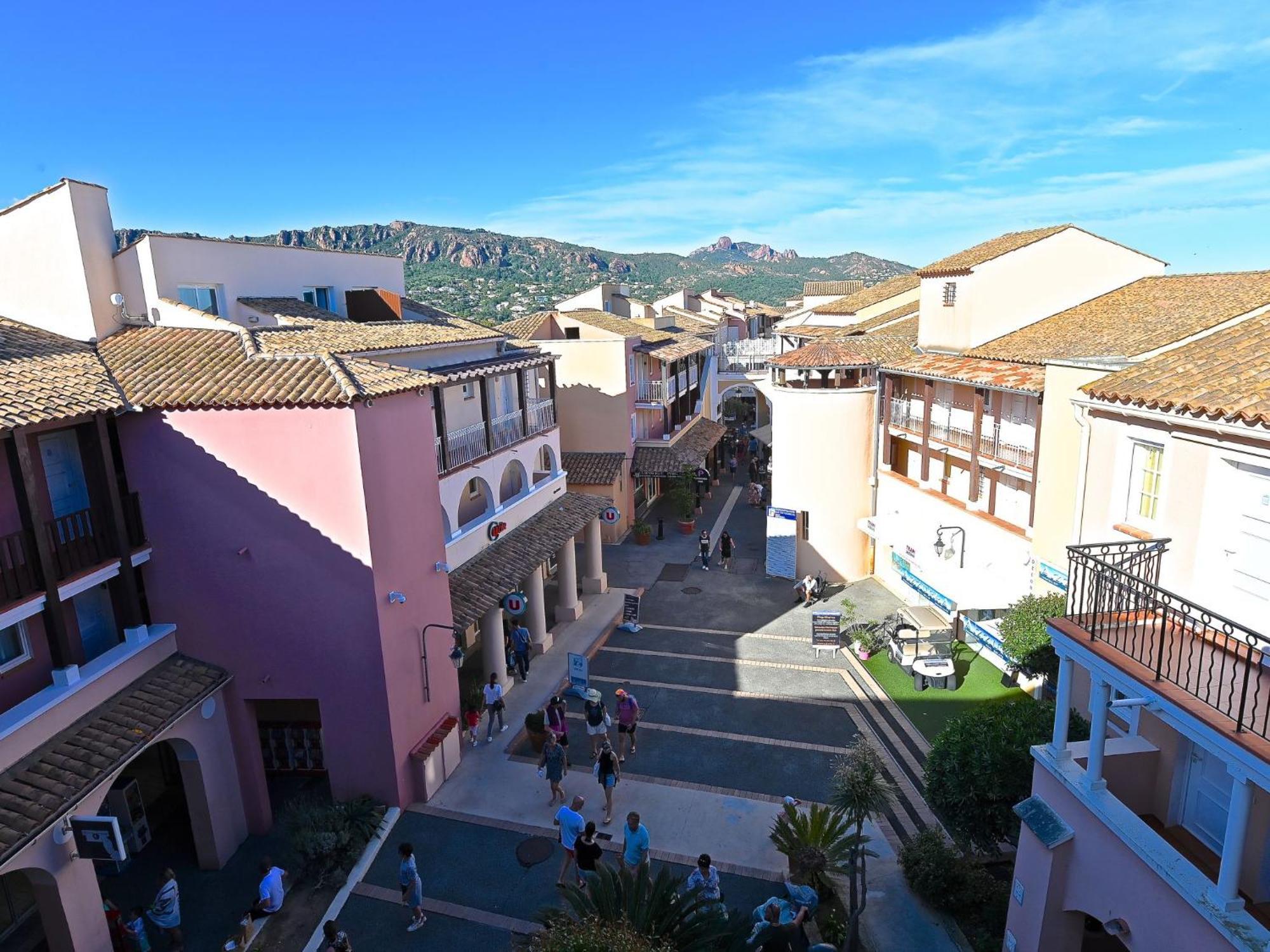 Apartment Village Cap Esterel - Le Village-53 By Interhome Saint-Raphael  Bagian luar foto
