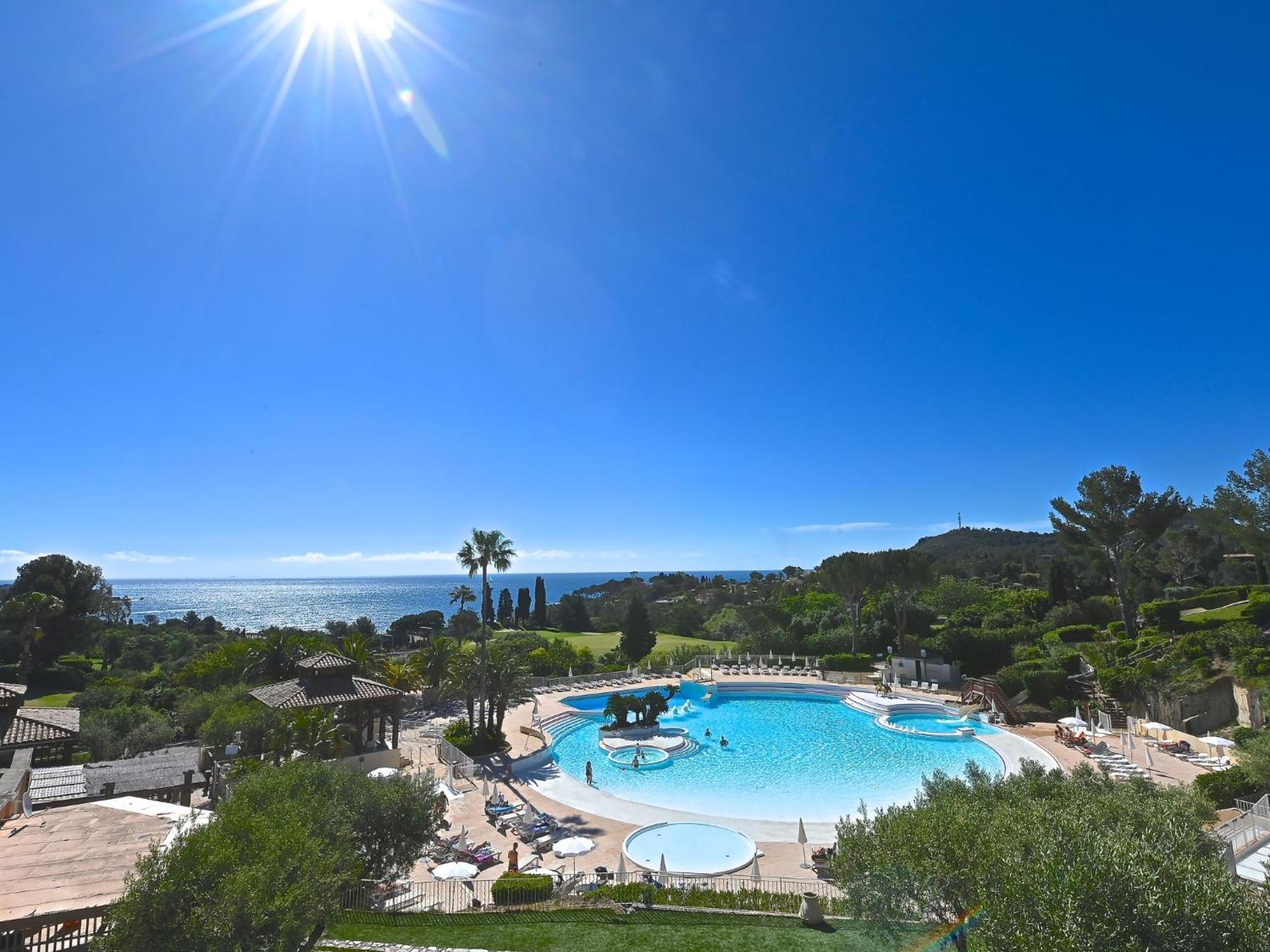 Apartment Village Cap Esterel - Le Village-53 By Interhome Saint-Raphael  Bagian luar foto